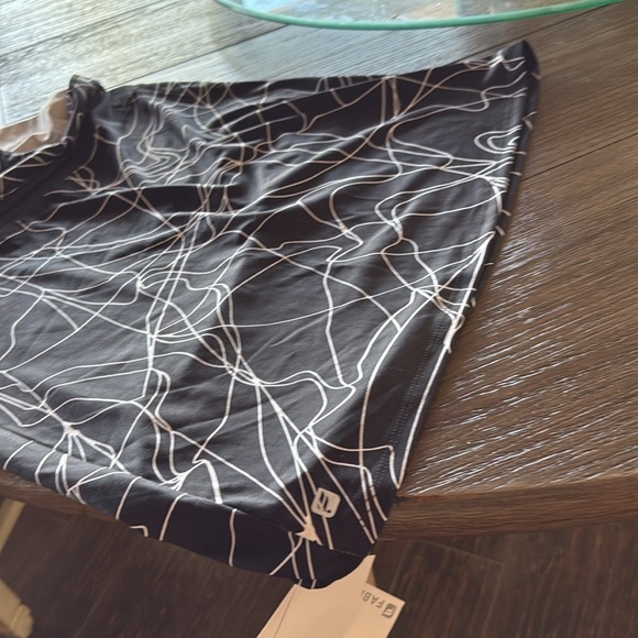 NWT fabletics razor back tank. - Picture 6 of 11